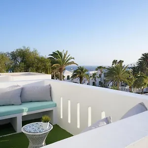 https://divine-ii.puertodelcarmen-hotels.org